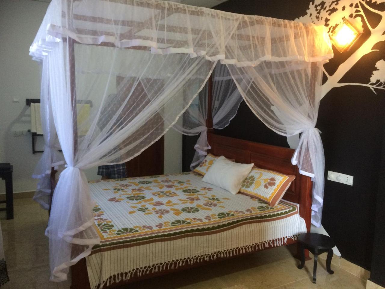 Hotel View Point Тисамахарама Екстериор снимка