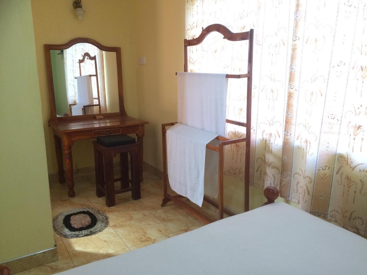 Hotel View Point Тисамахарама Екстериор снимка